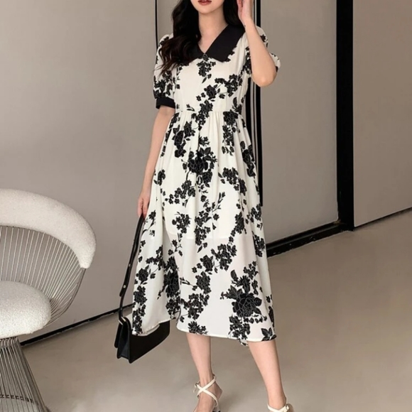 Dazy Dresses & Skirts - Gorgeous Dazy floral cream and black collar dress size large worn twice.